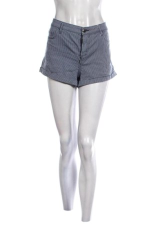 Дамски къс панталон H&M, Размер XL, Цвят Многоцветен, Цена 10,22 €, #136576732