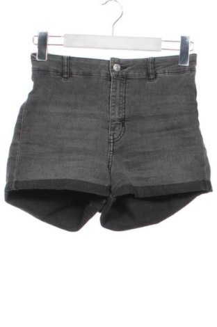 Дамски къс панталон H&M Divided, Размер XS, Цвят Сив, Цена 9,71 €, #136571108