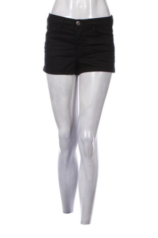 Дамски къс панталон H&M Divided, Размер S, Цвят Черен, Цена 16,36 €