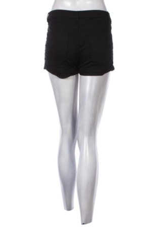 Дамски къс панталон H&M Divided, Размер S, Цвят Черен, Цена 16,36 €