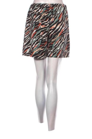 Damen Shorts Norah, Größe M, Farbe Mehrfarbig, Preis 22,99 €