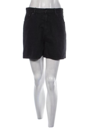 Dámske kraťasy  Pull&Bear, Veľkosť M, Farba Čierna, Cena  10,00 €