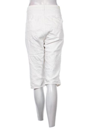 Damen Shorts Trend One, Größe XXL, Farbe Weiß, Preis 12,99 €