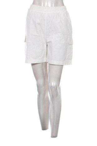Damen Shorts Unbranded, Größe XL, Farbe Weiß, Preis 9,71 €