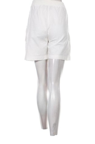 Damen Shorts Unbranded, Größe XL, Farbe Weiß, Preis 9,71 €