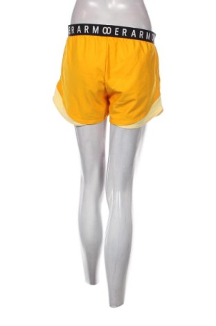 Pantaloni scurți de femei Under Armour, Mărime M, Culoare Galben, Preț 88,62 Lei