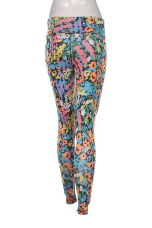 Дамски клин Adidas, Размер S, Цвят Многоцветен, Цена 17,00 €