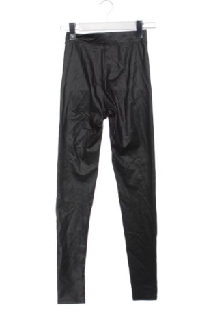 Дамски клин Bershka, Размер XS, Цвят Черен, Цена 10,00 €