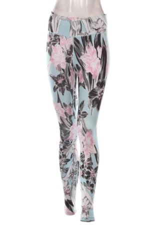 Дамски клин Nike, Размер S, Цвят Многоцветен, Цена 31,35 €