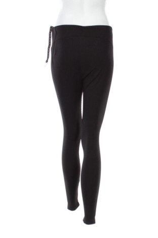 Дамски клин SHEIN, Размер M, Цвят Черен, Цена 10,22 €