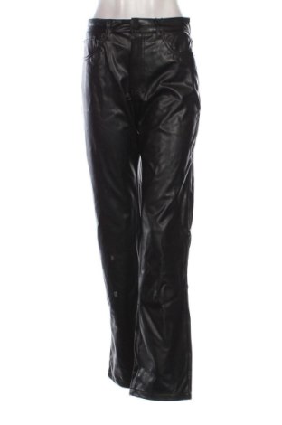 Damskie skórzane spodnie Pull&Bear, Rozmiar S, Kolor Czarny, Cena 464,99 zł