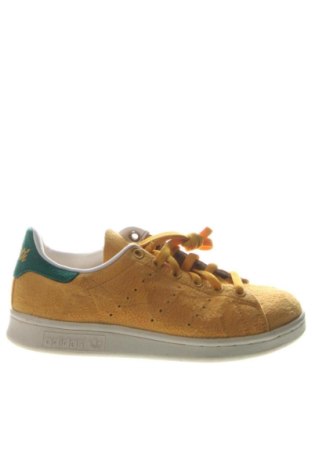Дамски обувки Adidas Originals, Размер 36, Цвят Жълт, Цена 46,52 €, #136671129