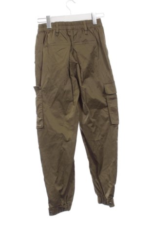 Damskie spodnie Bershka, Rozmiar XS, Kolor Zielony, Cena 78,99 zł