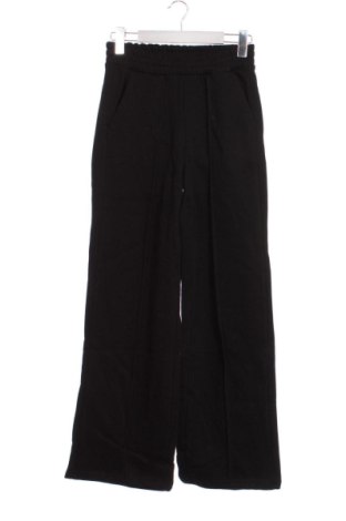 Дамски панталон Bershka, Размер XS, Цвят Черен, Цена 19,42 €