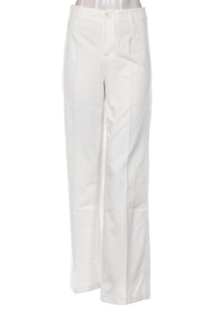 Damenhose Bershka, Größe S, Farbe Weiß, Preis 30,99 €