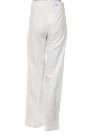 Damenhose Bershka, Größe S, Farbe Weiß, Preis 30,99 €