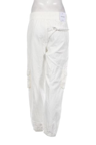 Dámske nohavice Bershka, Veľkosť S, Farba Biela, Cena  27,95 €