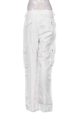 Pantaloni de femei Bershka, Mărime L, Culoare Alb, Preț 145,99 Lei