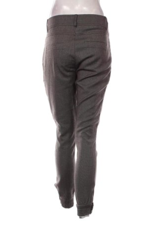 Damenhose Bershka, Größe XL, Farbe Mehrfarbig, Preis € 15,00