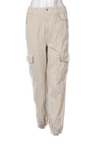 Női nadrág Bershka, Méret S, Szín Bézs, Ár 6 103 Ft, #136651939