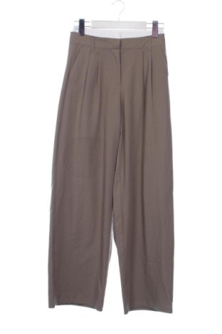 Női nadrág Bershka, Méret XXS, Szín Bézs, Ár 6 103 Ft, #136656142