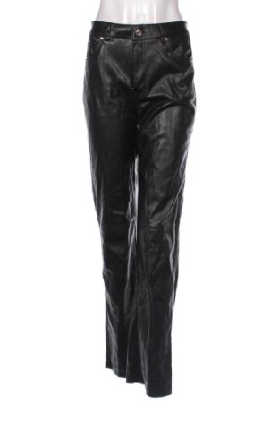 Dámske nohavice Bershka, Veľkosť M, Farba Čierna, Cena  18,00 €, #136664067