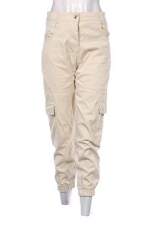 Női nadrág Bershka, Méret S, Szín Bézs, Ár 6 219 Ft, #136671961