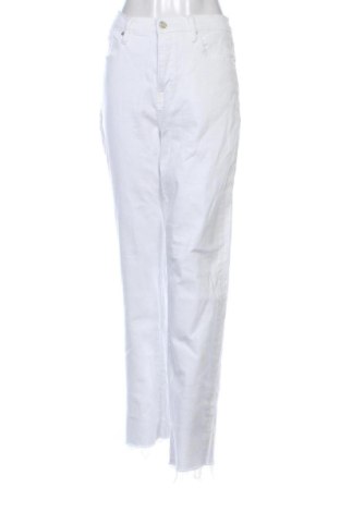 Дамски панталон DKNY Jeans, Размер XL, Цвят Бял, Цена 86,91 €