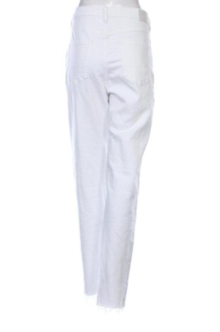 Дамски панталон DKNY Jeans, Размер XL, Цвят Бял, Цена 86,91 €