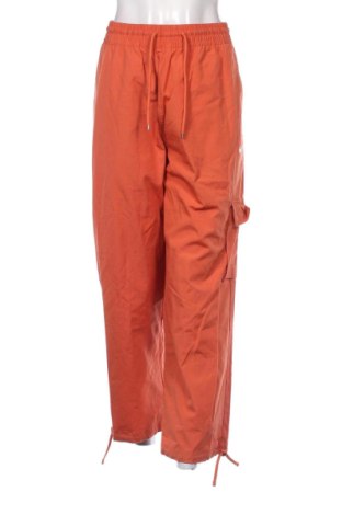 Női nadrág Nike, Méret XL, Szín Narancssárga
, Ár 29 752 Ft, #136667705