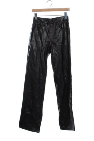 Дамски панталон Pull&Bear, Размер XS, Цвят Черен, Цена 24,03 €