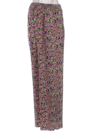 Pantaloni de femei Reserved, Mărime S, Culoare Multicolor, Preț 78,20 Lei