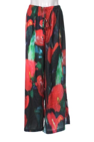 Дамски панталон SHEIN, Размер L, Цвят Многоцветен, Цена 27,62 €, #136647609