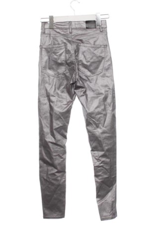 Damskie spodnie Stradivarius, Rozmiar XS, Kolor Srebrzysty, Cena 80,38 zł