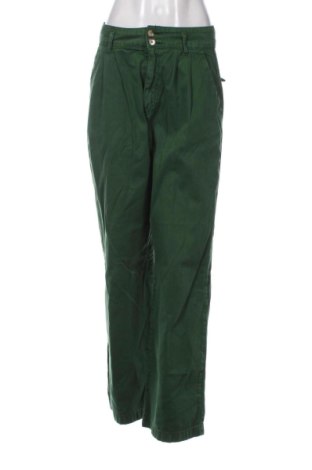 Дамски панталон Stradivarius, Размер M, Цвят Зелен, Цена 15,00 €