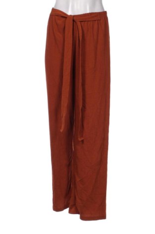Дамски панталон Trendyol, Размер M, Цвят Кафяв, Цена 21,47 €