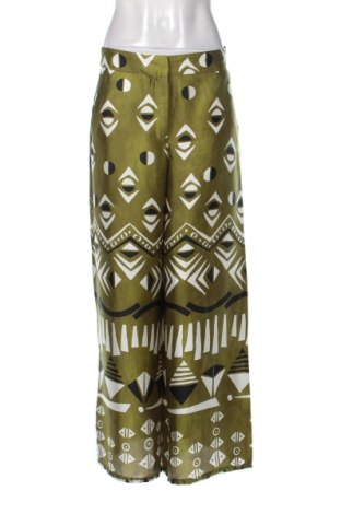 Pantaloni de femei Zara, Mărime M, Culoare Multicolor, Preț 45,41 Lei, #136653399
