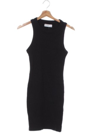 Γυναικείο αμάνικο μπλουζάκι Bershka, Μέγεθος XS, Χρώμα Μαύρο, Τιμή 10,99 €
