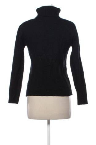Dámský svetr Guess, Velikost M, Barva Černá, Cena  1 029,00 Kč