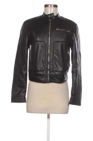 Damen Lederjacke Stradivarius, Größe M, Farbe Schwarz, Preis 30,00 €