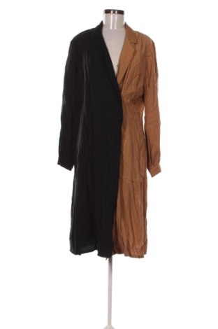 Damski płaszcz Vero Moda, Rozmiar XL, Kolor Kolorowy, Cena 131,57 zł