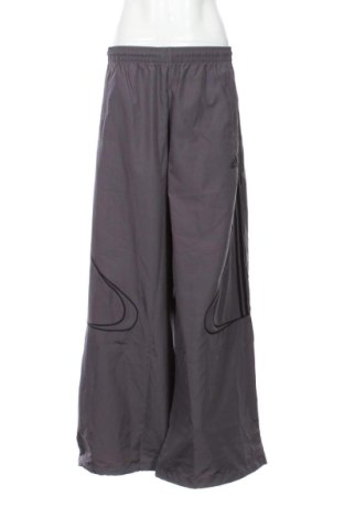 Damen Sporthose Adidas, Größe M, Farbe Grau, Preis 61,99 €