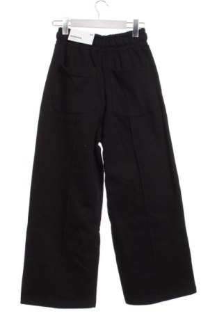 Дамско спортно долнище Bershka, Размер XS, Цвят Черен, Цена 19,42 €