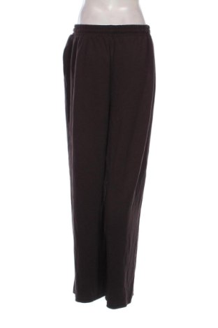 Pantaloni trening de femei Set, Mărime L, Culoare Maro, Preț 294,99 Lei