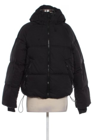 Kurtka damska Pull&Bear, Rozmiar XS, Kolor Czarny, Cena 250,99 zł