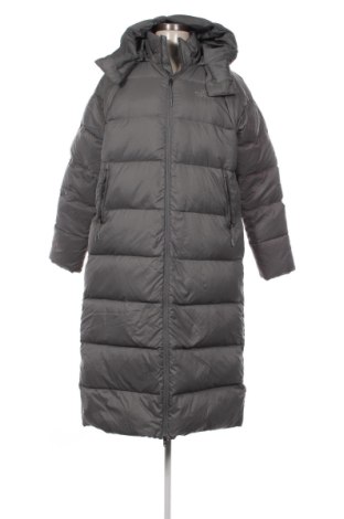 Geacă de femei The North Face, Mărime M, Culoare Gri, Preț 1.209,99 Lei