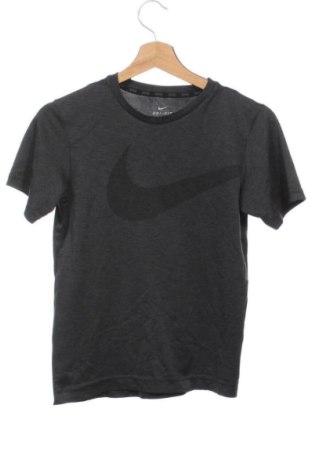 Tricou pentru copii Nike, Mărime 10-11y/ 146-152 cm, Culoare Gri, Preț 79,99 Lei