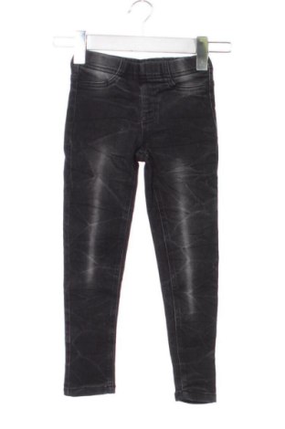 Παιδικά τζίν Unbranded, Μέγεθος 5-6y/ 116-122 εκ., Χρώμα Μαύρο, Τιμή 5,99 €, #136653541