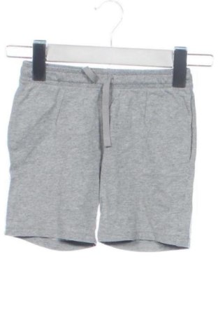 Detské krátke nohavice  H&M, Veľkosť 4-5y/ 110-116 cm, Farba Sivá, Cena  7,00 €, #136621924