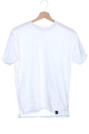 Ανδρικό t-shirt Pull&Bear, Μέγεθος XS, Χρώμα Λευκό, Τιμή 18,46 €, #136643603